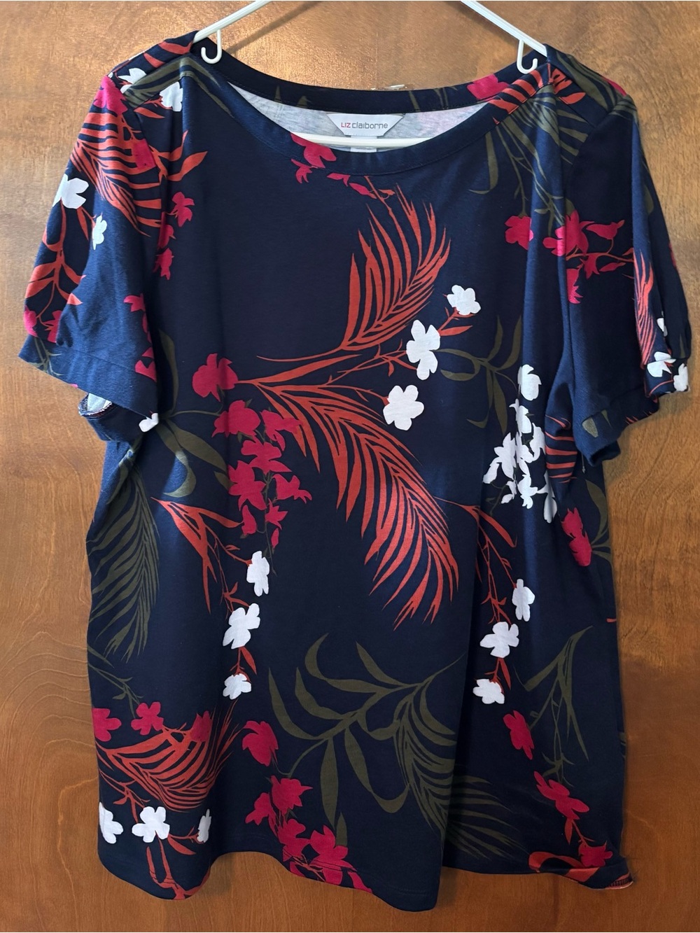 Liz Claiborne Red and Navy BlueTop
